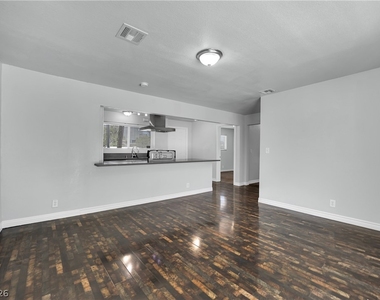 2221 Santa Clara Drive - Photo Thumbnail 7