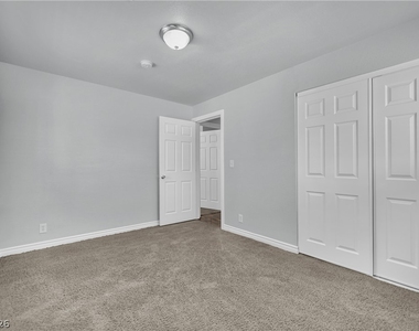 2221 Santa Clara Drive - Photo Thumbnail 20