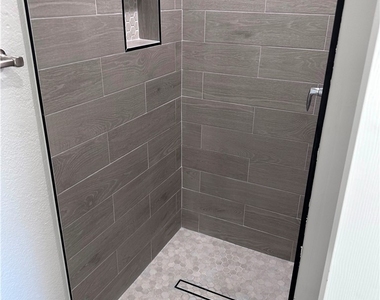6500 W Lake Mead Boulevard - Photo Thumbnail 4
