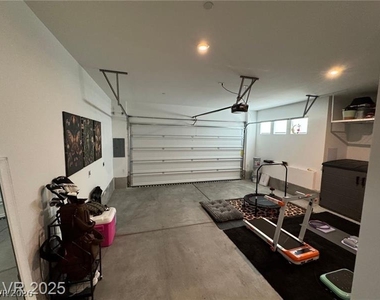 4318 Eagle Summit Avenue - Photo Thumbnail 14