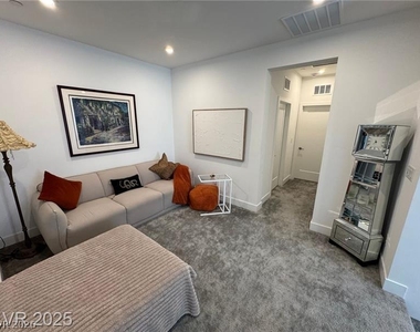4318 Eagle Summit Avenue - Photo Thumbnail 7