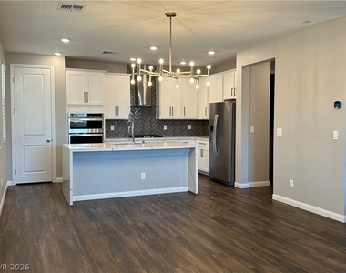 11617 Cedar Shore Avenue - Photo Thumbnail 5