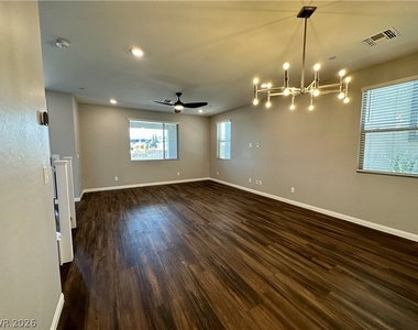 11617 Cedar Shore Avenue - Photo Thumbnail 7