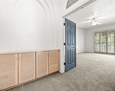 7600 Painted Dunes Drive - Photo Thumbnail 13