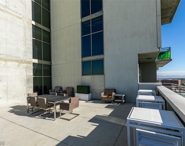 353 Bonneville Ave - Photo Thumbnail 41