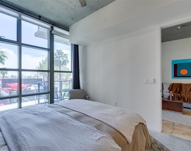 353 Bonneville Ave - Photo Thumbnail 28