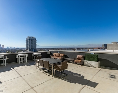 353 Bonneville Ave - Photo Thumbnail 40