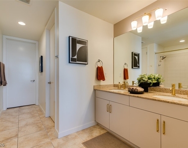 353 Bonneville Ave - Photo Thumbnail 31