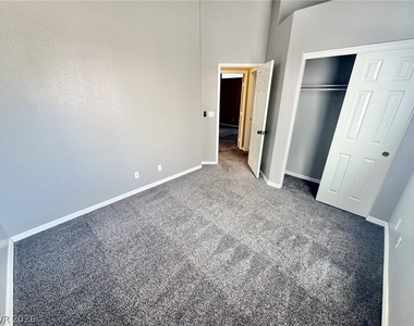 8316 Donatello Court - Photo Thumbnail 9