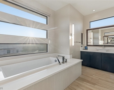 64 Grey Feather Drive - Photo Thumbnail 35