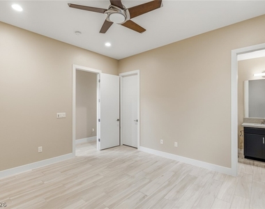64 Grey Feather Drive - Photo Thumbnail 22