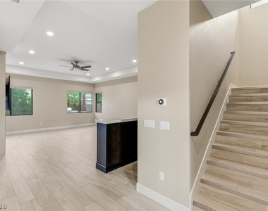 64 Grey Feather Drive - Photo Thumbnail 23