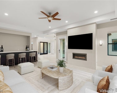 64 Grey Feather Drive - Photo Thumbnail 16