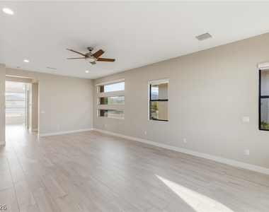64 Grey Feather Drive - Photo Thumbnail 30