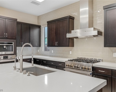 64 Grey Feather Drive - Photo Thumbnail 9
