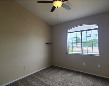1300 S Arlington Street - Photo Thumbnail 17