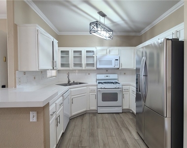 1300 S Arlington Street - Photo Thumbnail 6