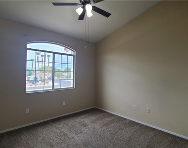 1300 S Arlington Street - Photo Thumbnail 15