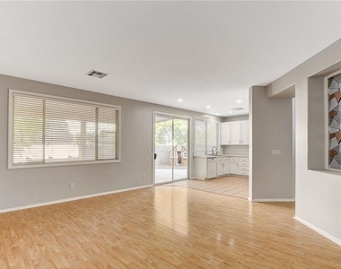 2788 Desert Zinnia Lane - Photo Thumbnail 6
