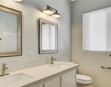 2788 Desert Zinnia Lane - Photo Thumbnail 19