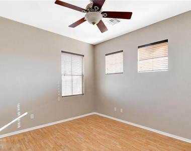 2788 Desert Zinnia Lane - Photo Thumbnail 15