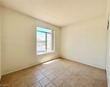 2201 Ramsgate Drive - Photo Thumbnail 32