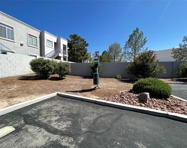 2201 Ramsgate Drive - Photo Thumbnail 13