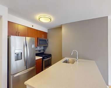 120 W. 21st - Photo Thumbnail 1