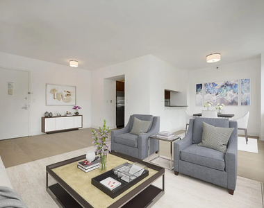 East 33th Street - Photo Thumbnail 5