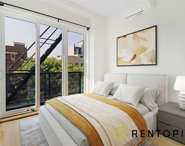 209 Montrose Avenue - Photo Thumbnail 2