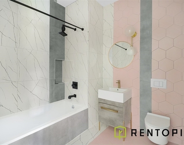 209 Montrose Avenue - Photo Thumbnail 7