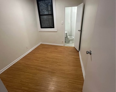217 East 29th Street - Photo Thumbnail 4