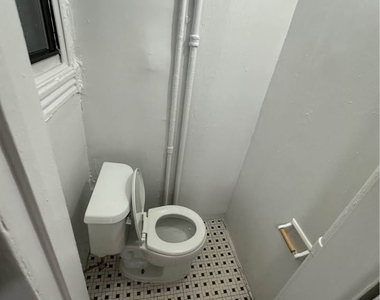 217 East 29th Street - Photo Thumbnail 7