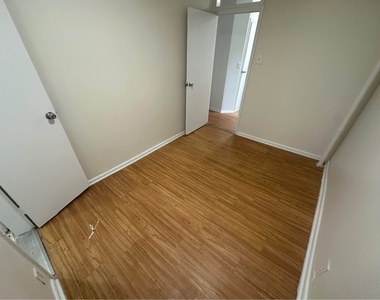 217 East 29th Street - Photo Thumbnail 6
