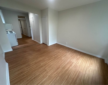 217 East 29th Street - Photo Thumbnail 14