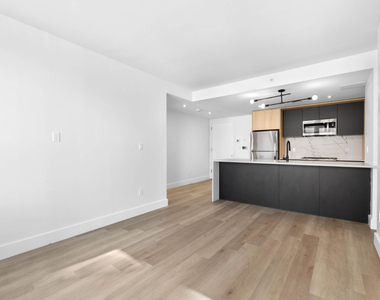 1650 Madison Avenue - Photo Thumbnail 2