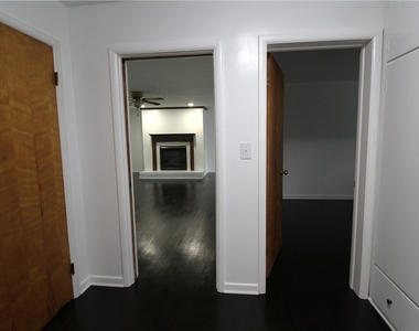 24 Forest Road - Photo Thumbnail 10