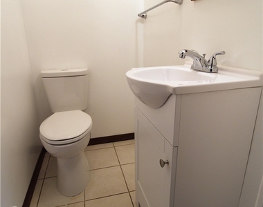 24 Forest Road - Photo Thumbnail 32