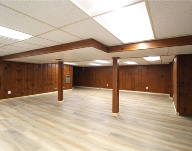 24 Forest Road - Photo Thumbnail 36