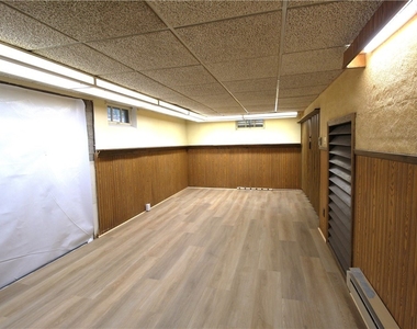 24 Forest Road - Photo Thumbnail 38