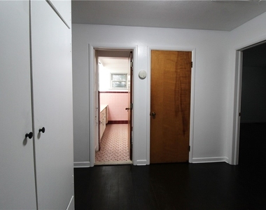 24 Forest Road - Photo Thumbnail 19