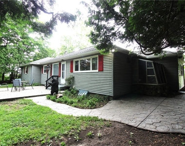 24 Forest Road - Photo Thumbnail 43