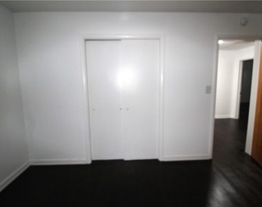 24 Forest Road - Photo Thumbnail 16