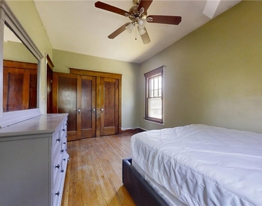 425 Johnson Street - Photo Thumbnail 13