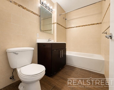 72-08 44th Ave - Photo Thumbnail 8