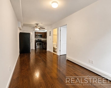 72-08 44th Ave - Photo Thumbnail 4