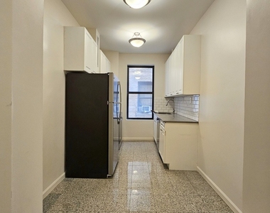 652 West 163rd Street - Photo Thumbnail 3