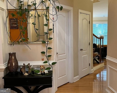 3630 Dalwood Drive - Photo Thumbnail 5