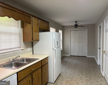 116 Harden Road - Photo Thumbnail 6