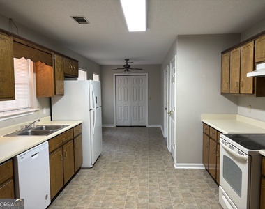 116 Harden Road - Photo Thumbnail 5